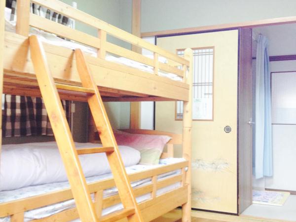 Guest House Wa N Wa : photo 4 de la chambre chambre lits jumeaux
