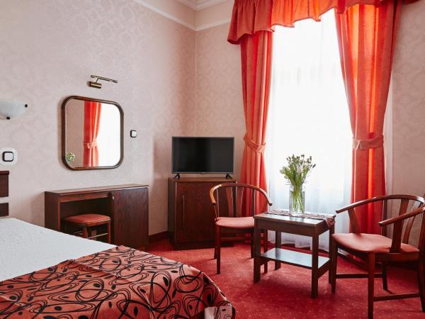 Hotel Astoria : photo 2 de la chambre chambre triple forfait nouvel an