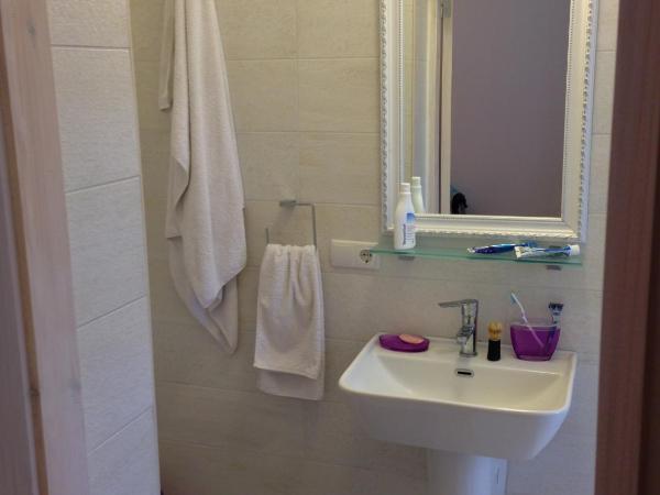 Pasha Motel : photo 6 de la chambre chambre double avec balcon - vue sur mer