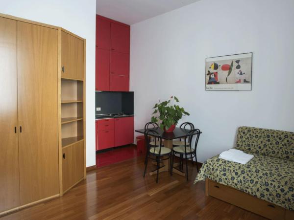 Residence Villa Odescalchi : photo 2 de la chambre studio (3 adultes)