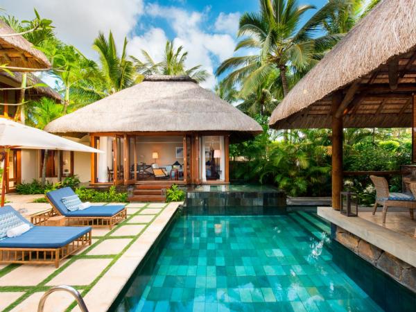 Constance Belle Mare Plage : photo 1 de la chambre villa 2 chambres avec piscine et vue sur le jardin 