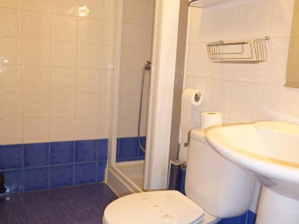 Pensión Romero : photo 3 de la chambre chambre triple