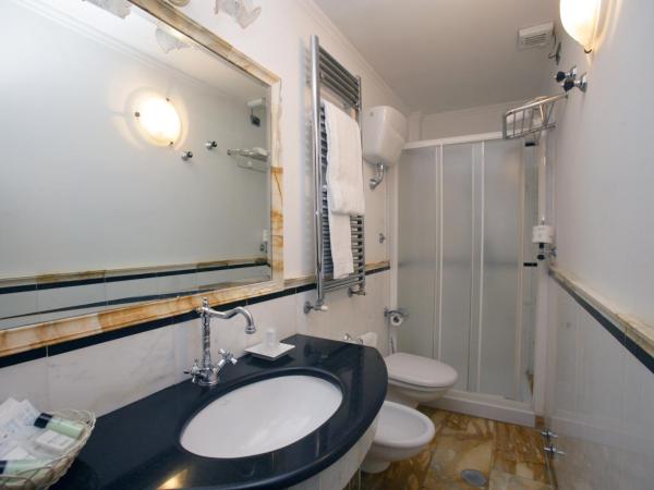 Domus Florentiae Hotel : photo 6 de la chambre chambre double ou lits jumeaux