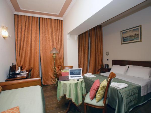 Domus Florentiae Hotel : photo 6 de la chambre suite junior