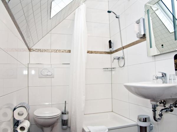 Arena Villa am Wasserpark : photo 5 de la chambre chambre simple