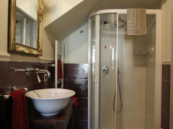 Relais Corte Sant' Agata B&B : photo 3 de la chambre chambre double avec salle de bains privative