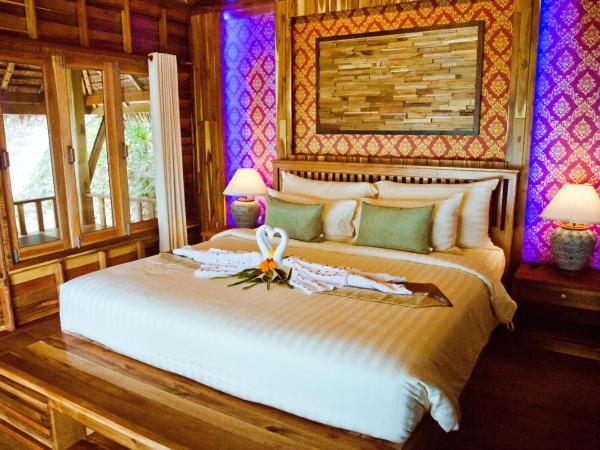 Phi Phi Phu Chalet Resort : photo 1 de la chambre bungalow deluxe 