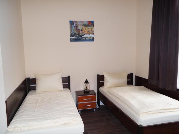 MY-BED Hamburg : photo 9 de la chambre chambre lits jumeaux avec salle de bains privative