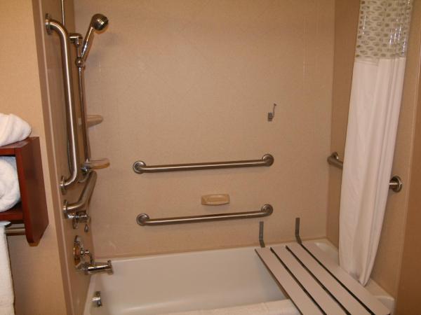 McKnight Hotel : photo 5 de la chambre chambre lit king-size avec baignoire - accessible aux personnes à mobilité réduite