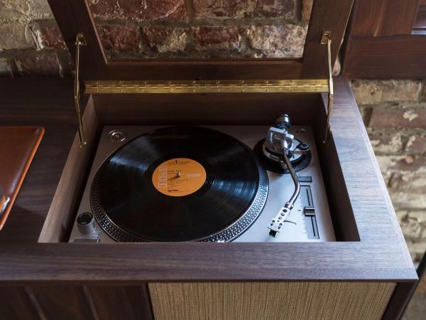 Wm. Mulherin's Sons Hotel : photo 5 de la chambre superior king apartment (room 1)