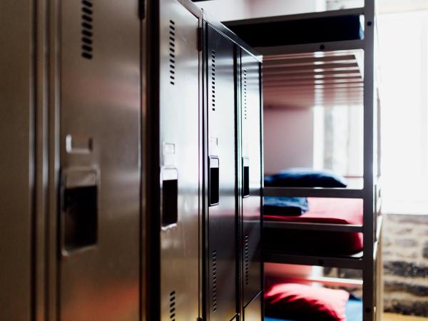 Alt Hostel : photo 7 de la chambre lit dans dortoir mixte de 6 lits