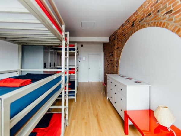 Alt Hostel : photo 5 de la chambre lit dans dortoir mixte de 6 lits