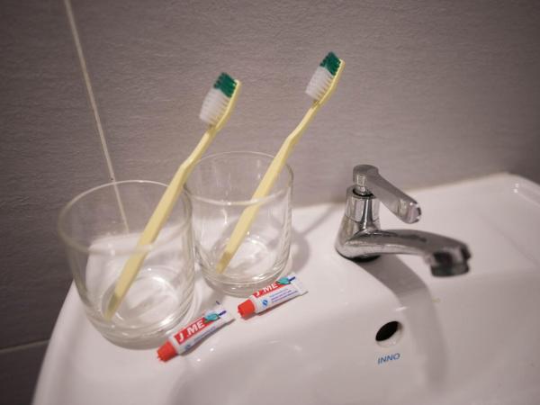 HomeStay 21 Hotel : photo 9 de la chambre chambre lit queen-size