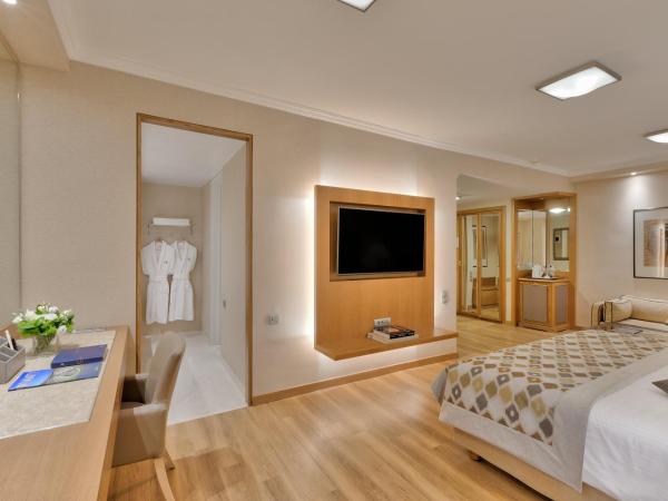 Divani Caravel : photo 1 de la chambre chambre familiale (2 adultes et 2 enfants)