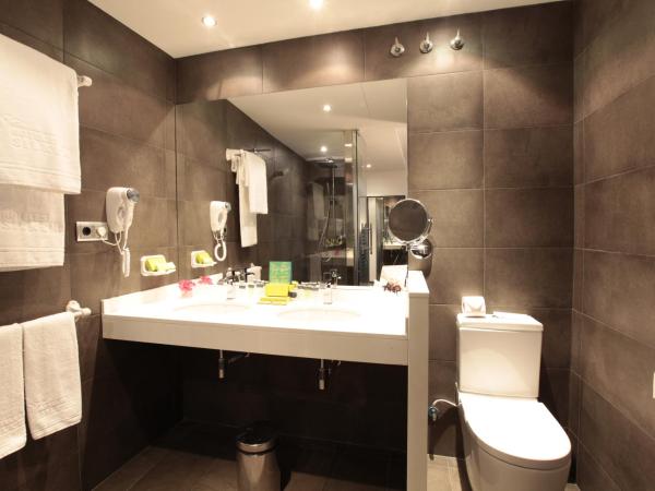 Hotel Concordia Barcelona : photo 4 de la chambre suite