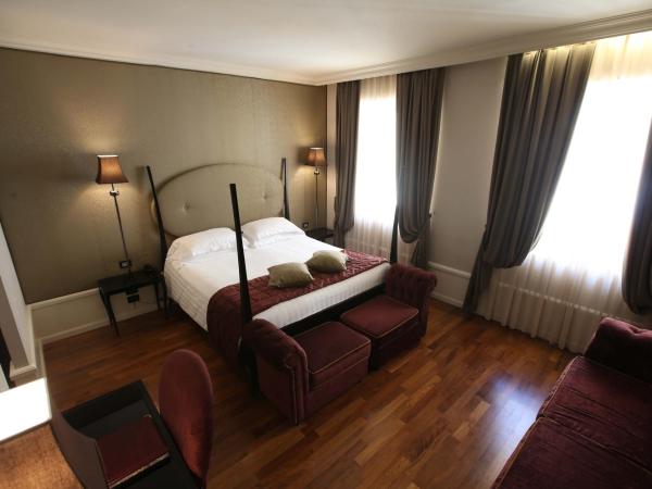 Hotel Milano & SPA***S : photo 7 de la chambre chambre deluxe