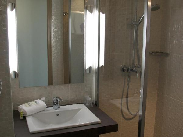 Mercure Vannes Le Port : photo 6 de la chambre chambre privilège avec 1 lit double