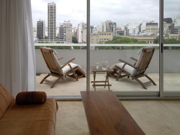 Design cE - Hotel Boutique de Diseño : photo 4 de la chambre suite avec balcon