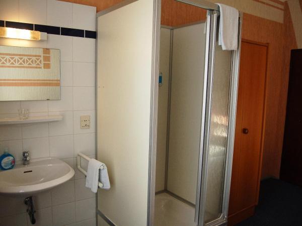 Hotel Graf Pückler : photo 5 de la chambre chambre simple avec toilettes communes