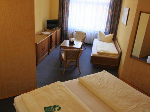 Hotel Graf Pückler : photo 3 de la chambre chambre triple