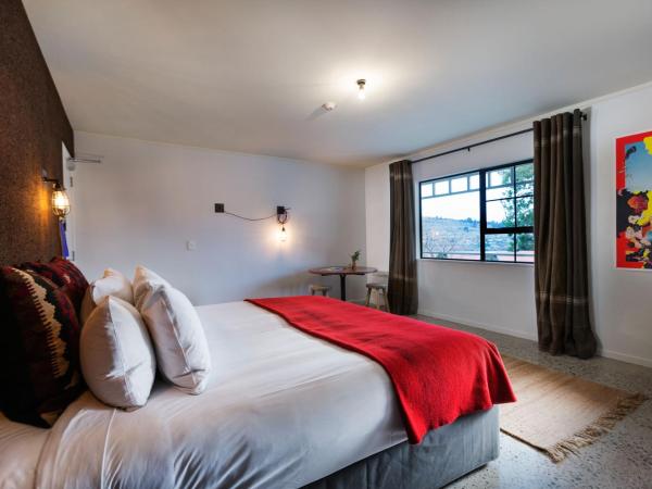 Sherwood : photo 7 de la chambre hébergement lit king-size standard - vue sur montagne