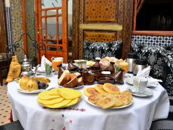 Riad Dar Tahri & SPA : photo 1 de la chambre chambre double ou lits jumeaux