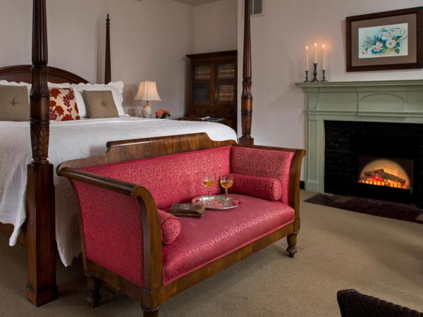 Rachael's Dowry Bed and Breakfast : photo 2 de la chambre suite deluxe avec lit king-size