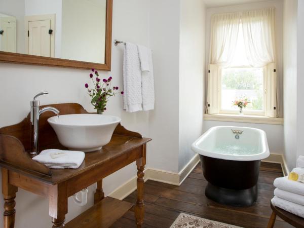 Rachael's Dowry Bed and Breakfast : photo 4 de la chambre suite deluxe avec lit king-size