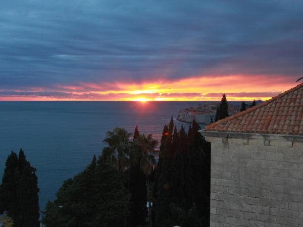 Apartments Sv.Jakov : photo 6 de la chambre chambre double avec terrasse - vue sur mer