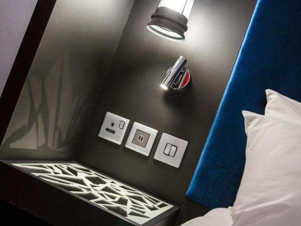 ibis Styles London Southwark - near Borough Market : photo 5 de la chambre suite supérieure - 1 lit queen-size et 1 sofa