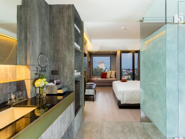 U Nimman Chiang Mai : photo 3 de la chambre deluxe (24 hours use of room)