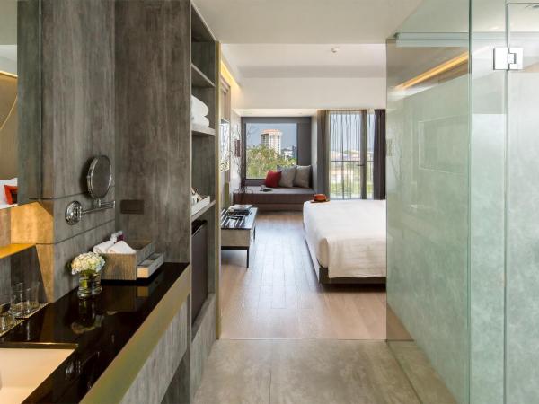 U Nimman Chiang Mai : photo 5 de la chambre deluxe (24 hours use of room)