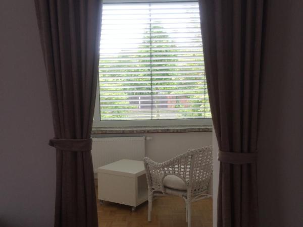 Villa Marie Mannheim : photo 2 de la chambre chambre double avec salle de bains commune et jardin d'hiver