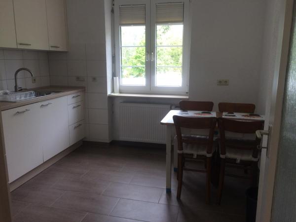 Villa Marie Mannheim : photo 6 de la chambre chambre familiale avec salle de bains commune et jardin d'hiver