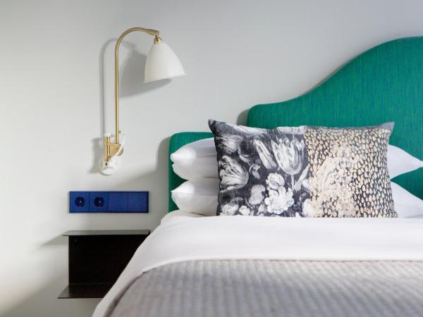 The Fritz Düsseldorf Königsallee : photo 2 de la chambre chambre double avec balcon