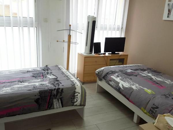 Chambres d'hôtes Chez Pat et Nanou : photo 2 de la chambre chambre lits jumeaux