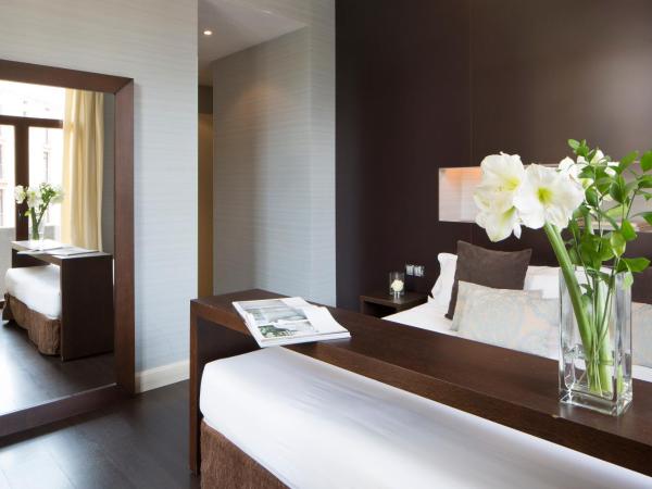 Hotel Ramblas Internacional : photo 3 de la chambre chambre confort cool - vue sur ramblas