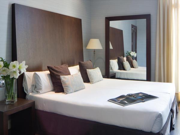 Hotel Ramblas Internacional : photo 2 de la chambre chambre confort cool - vue sur ramblas