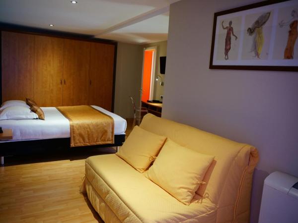 LOGIS Hôtel de Bourgogne - Mâcon : photo 8 de la chambre chambre familiale - 1 à 4 personnes