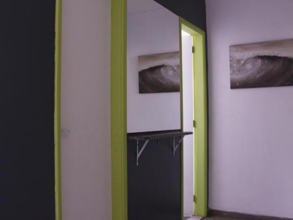 Central Hostel : photo 2 de la chambre lit dans dortoir mixte de 10 lits