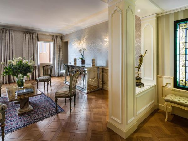 Baglioni Hotel Luna - The Leading Hotels of the World : photo 3 de la chambre suite - vue sur lagon