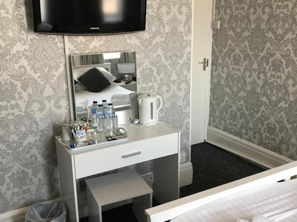 Queens Plaza Hotel : photo 4 de la chambre chambre double