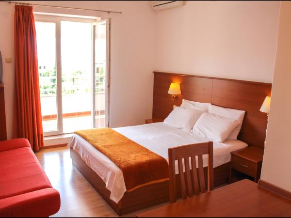 Gargamelo Pension : photo 2 de la chambre studio avec balcon