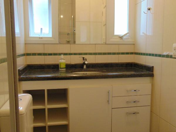 Vila Stellino Suítes : photo 6 de la chambre grande chambre simple