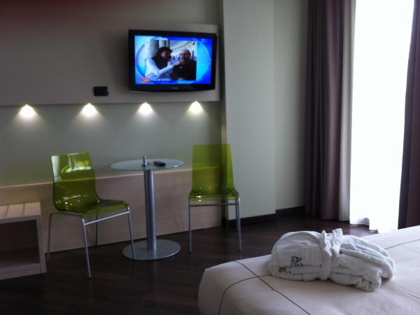 Acca Palace AA Hotels : photo 6 de la chambre chambre familiale (2 adultes et 2 enfants)