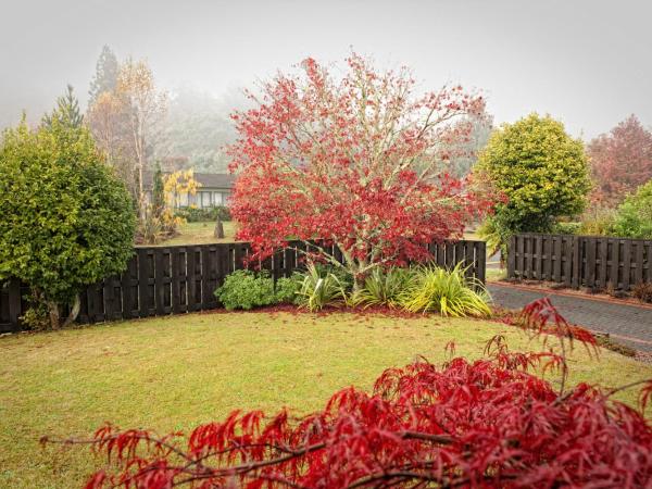B&B@The Redwoods : photo 8 de la chambre chambre double avec salle de bains
