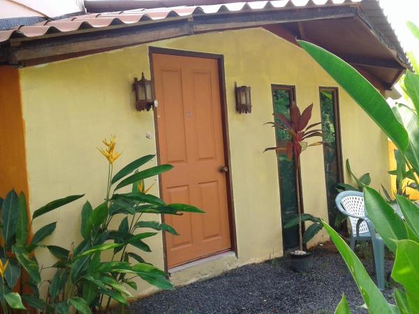 RELAX ECO Life Center - Khao lak : photo 6 de la chambre chambre quadruple standard