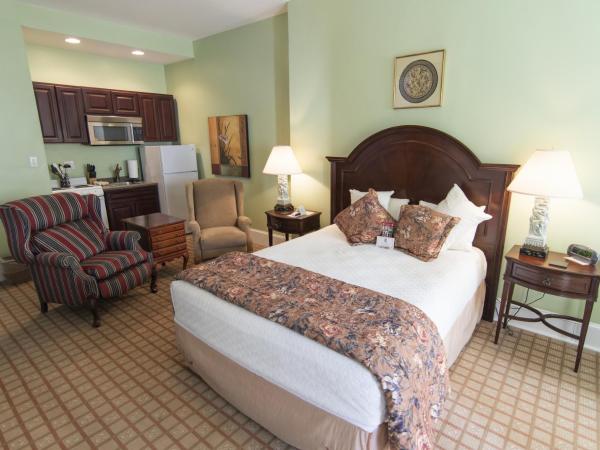 La Reserve Bed and Breakfast : photo 3 de la chambre studio avec lit queen-size – 1