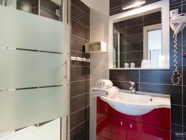 Un Hotel sur le Port : photo 5 de la chambre chambre double