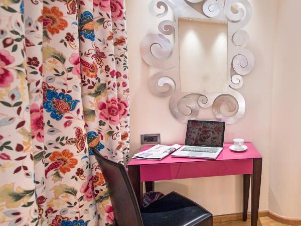 Comfy Boutique Hotel : photo 6 de la chambre chambre triple classique